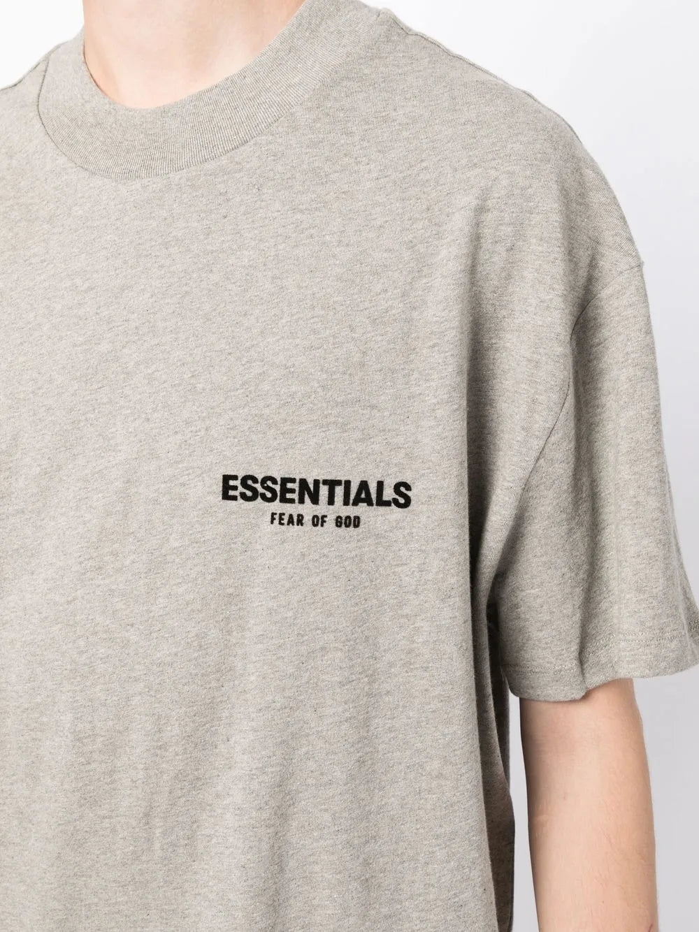 FEAR OF GOD ESSENTIALS playera con logo estampado | Image 5