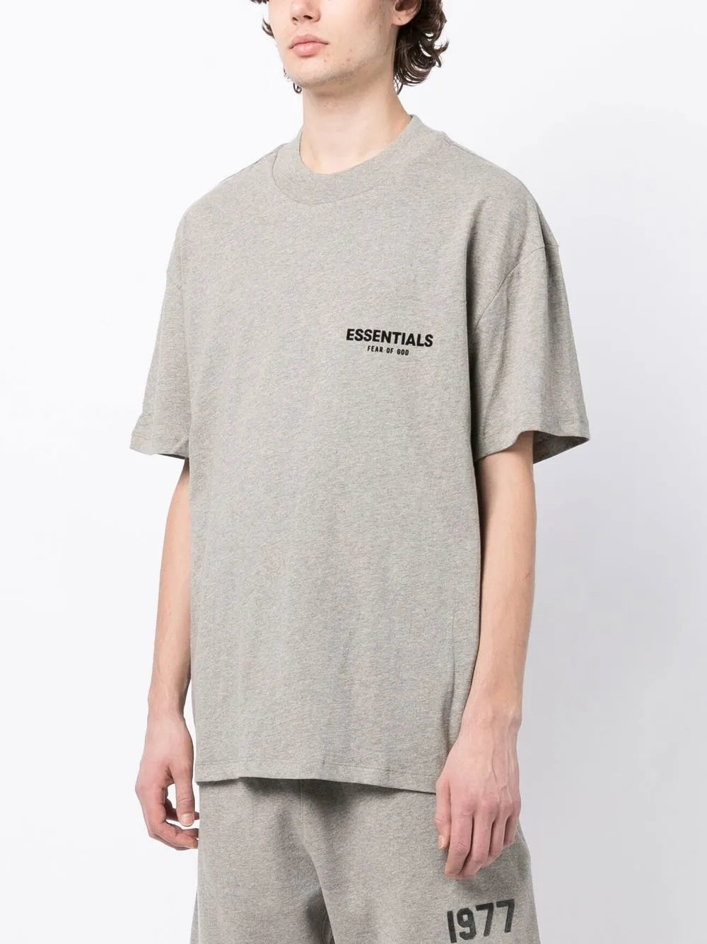 FEAR OF GOD ESSENTIALS playera con logo estampado | Playeras y camisetas | Image 3