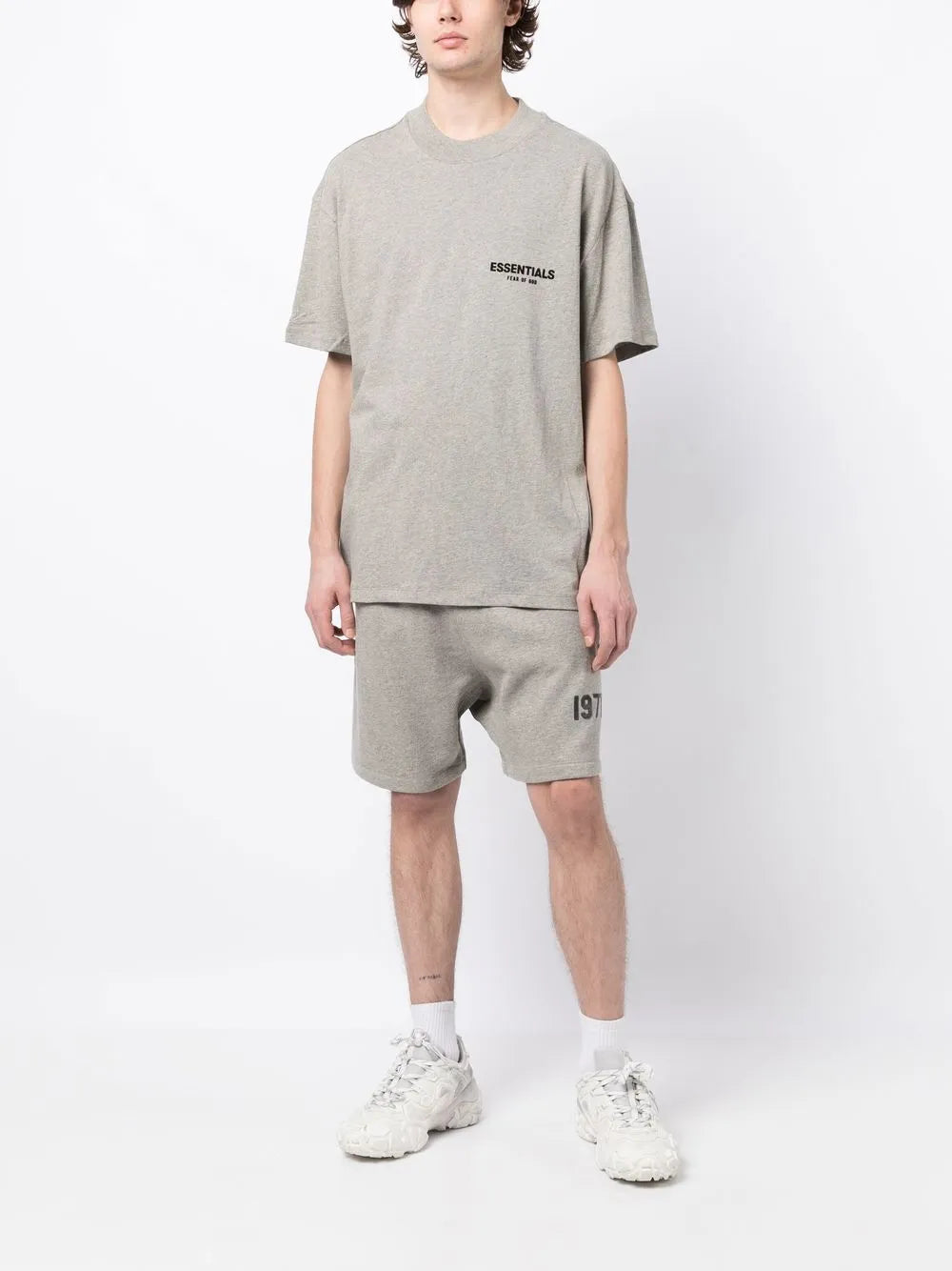 FEAR OF GOD ESSENTIALS playera con logo estampado | Playeras | Image 2
